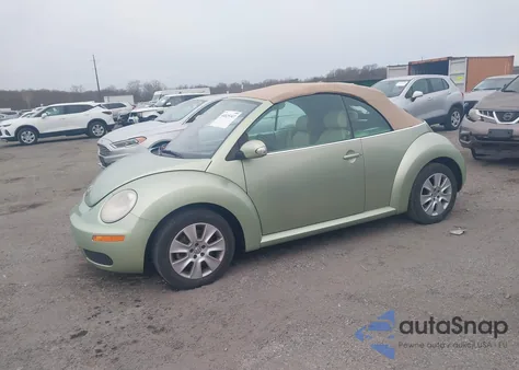 2009 Volkswagen New Beetle 2.5L z USA, uszkodzony, nr VIN 3VWRG31Y09M410331